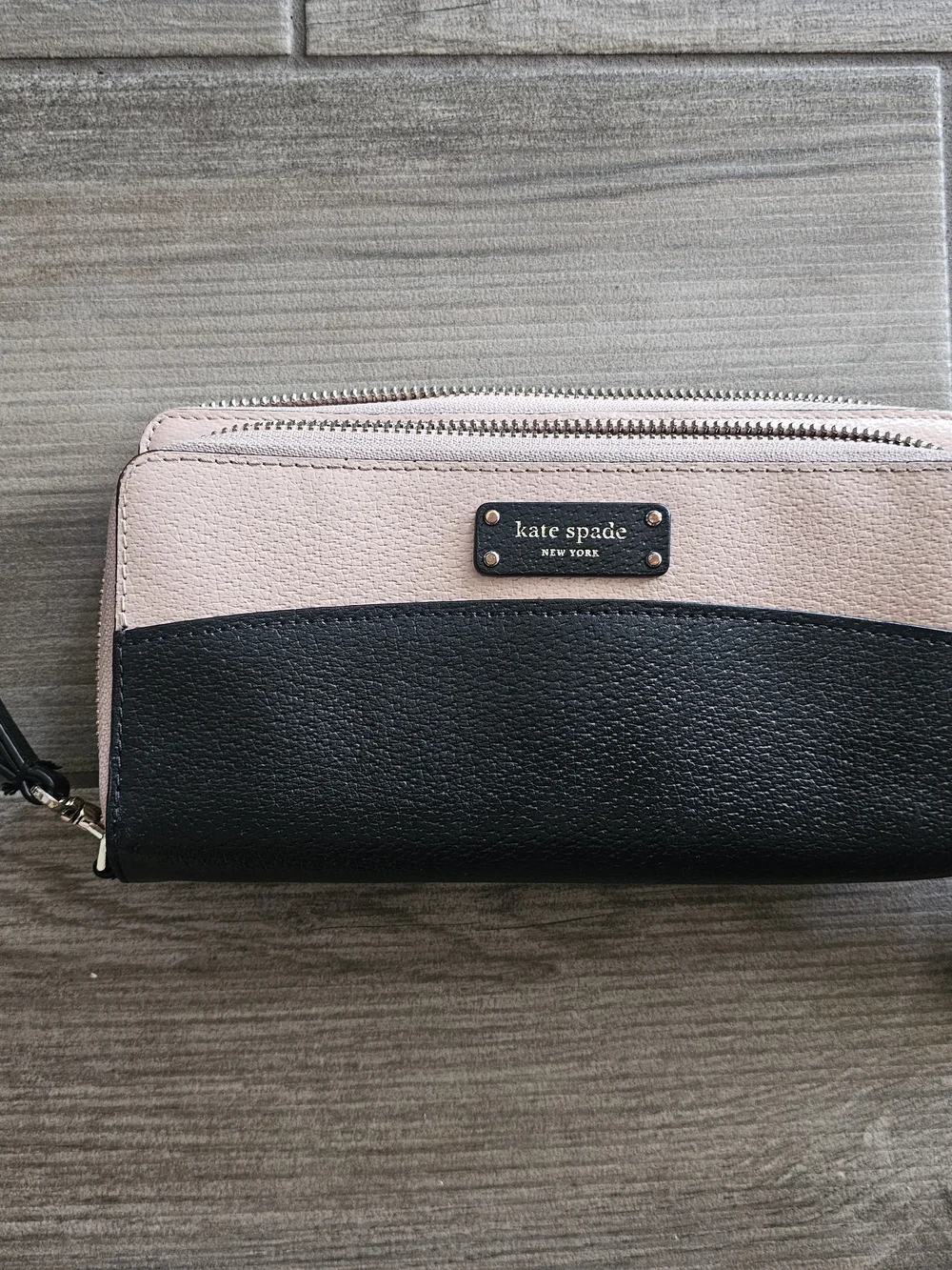 kate spade Two-Tone Blush Pink and Black Zip-Around Wrist Wallet